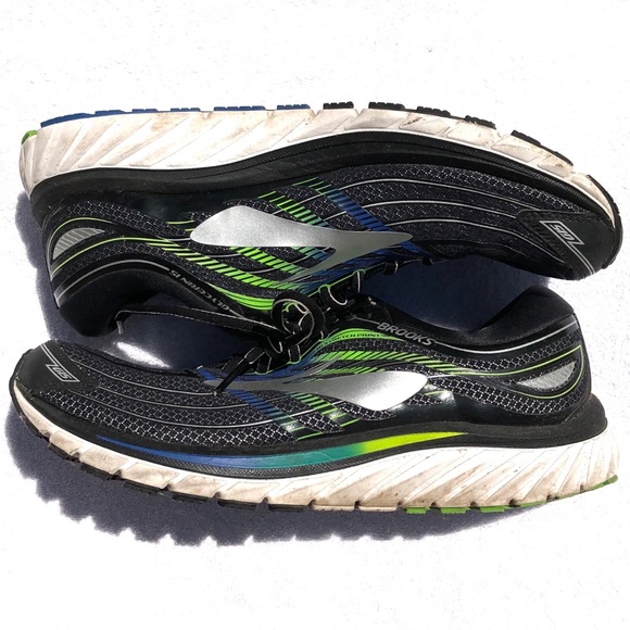 brooks running shoes size 15